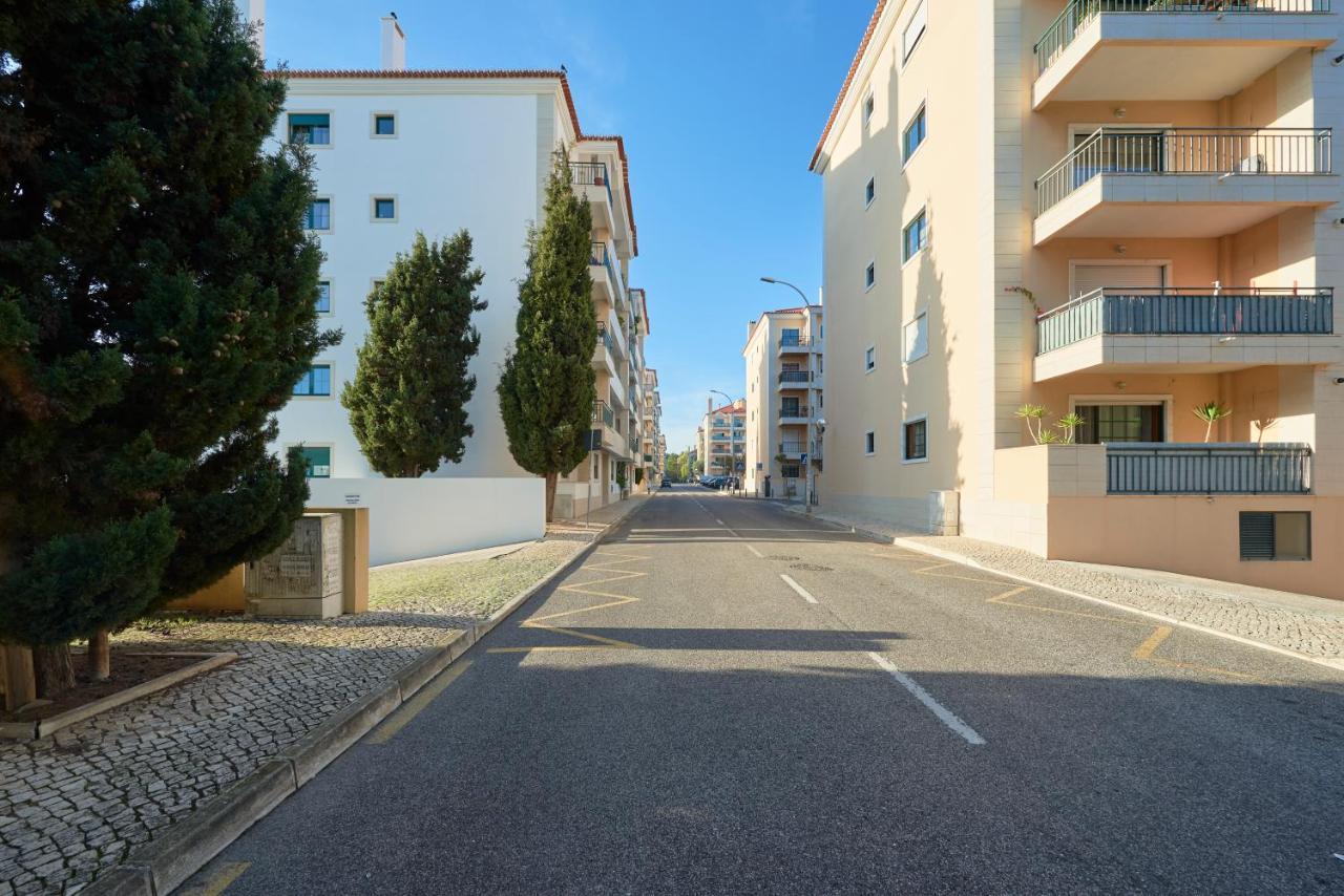 Sunny Apartament At Carcavelos Beach, By Timecooler Exterior foto