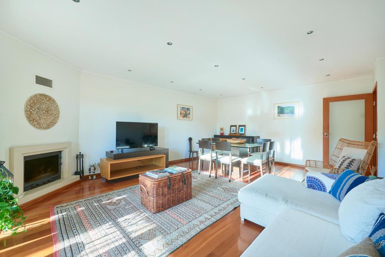 Sunny Apartament At Carcavelos Beach, By Timecooler Exterior foto