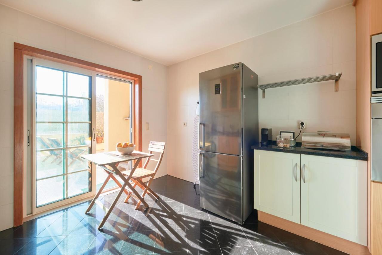 Sunny Apartament At Carcavelos Beach, By Timecooler Exterior foto