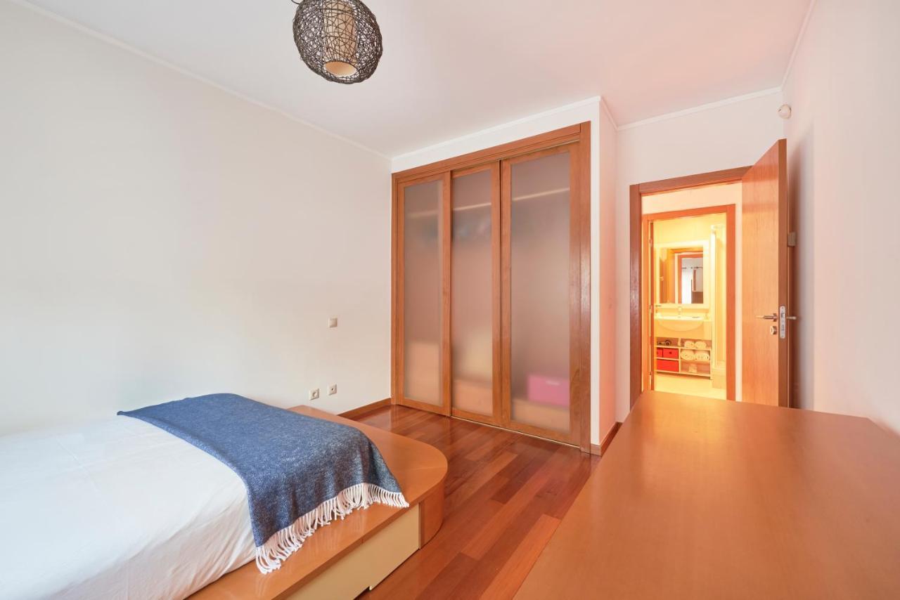 Sunny Apartament At Carcavelos Beach, By Timecooler Exterior foto