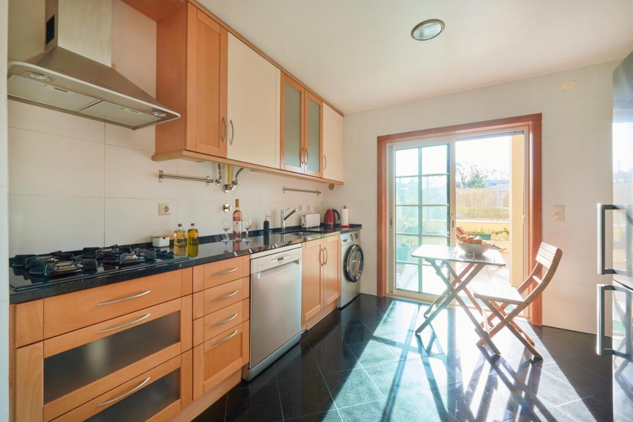 Sunny Apartament At Carcavelos Beach, By Timecooler Exterior foto
